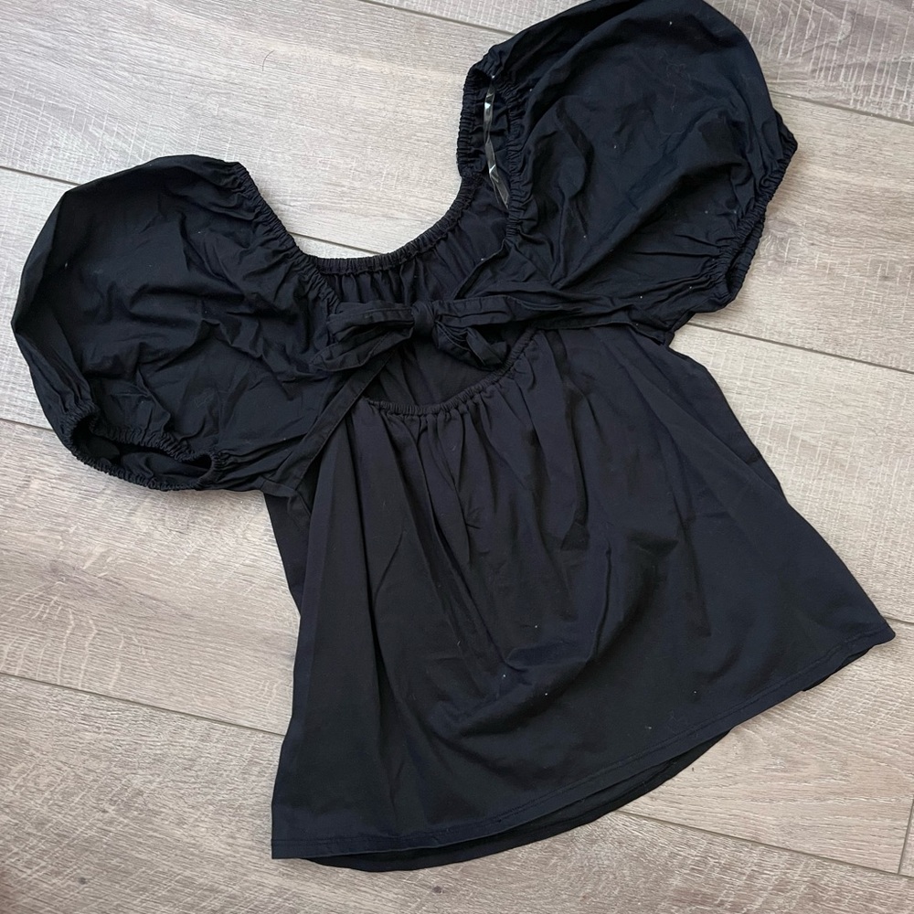 Elegant Black Puff Sleeve Top